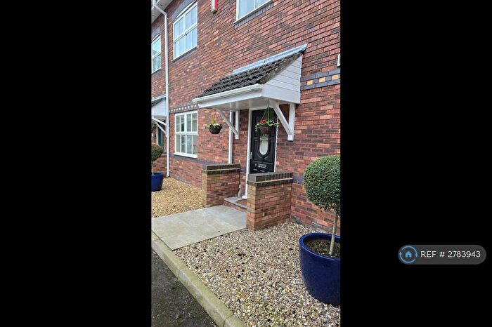 2 Bedroom Flat To Rent In Bamford Mews, Rochdale, OL11