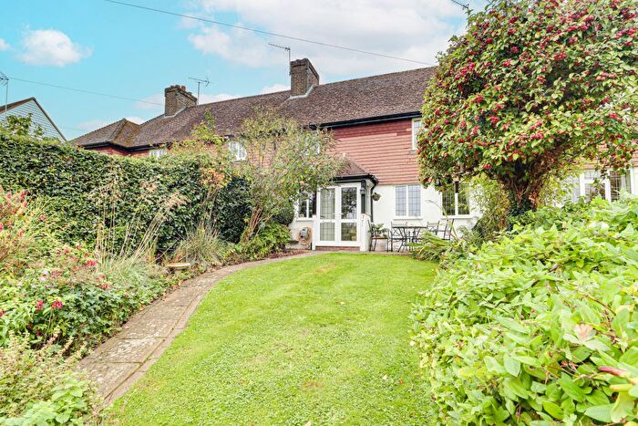 2 Bedroom Terraced House For Sale In Tewin Hill, Tewin, Welwyn, AL6