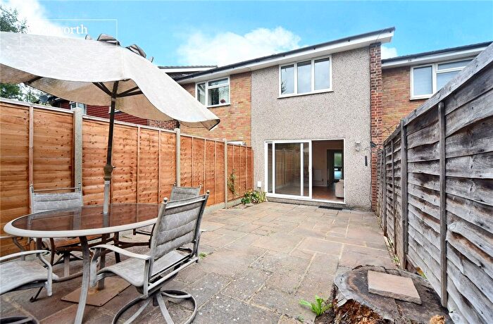 2 Bedroom Terraced House To Rent In Mulgrave Road, Sutton, Surrey, SM2