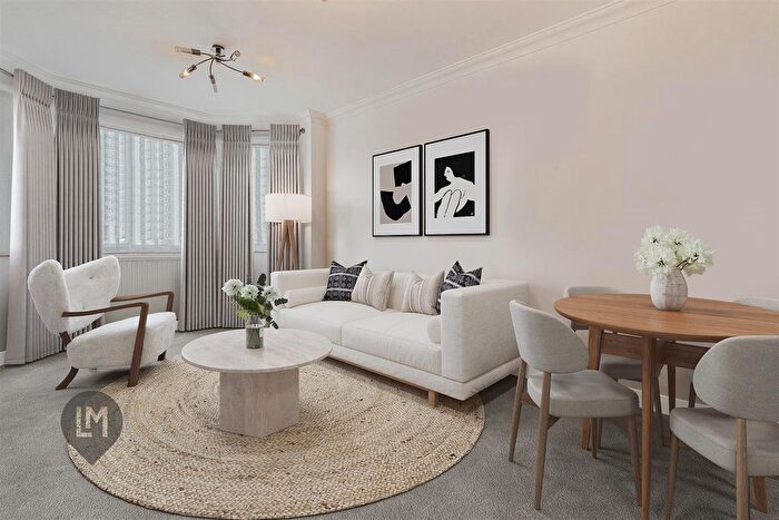 2 Bedroom Flat To Rent In Merton Road, London, SW18