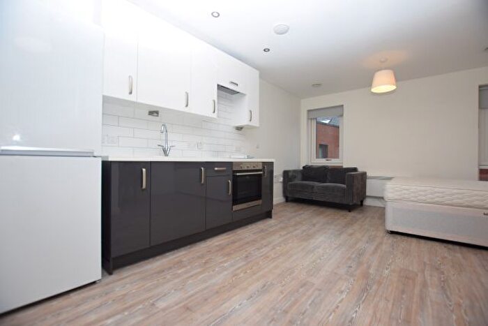 Studio To Rent In Acorn Street, Sheffield, S3