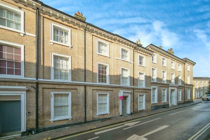3 Bedroom Maisonette For Sale In Museum Street, Ipswich, IP1