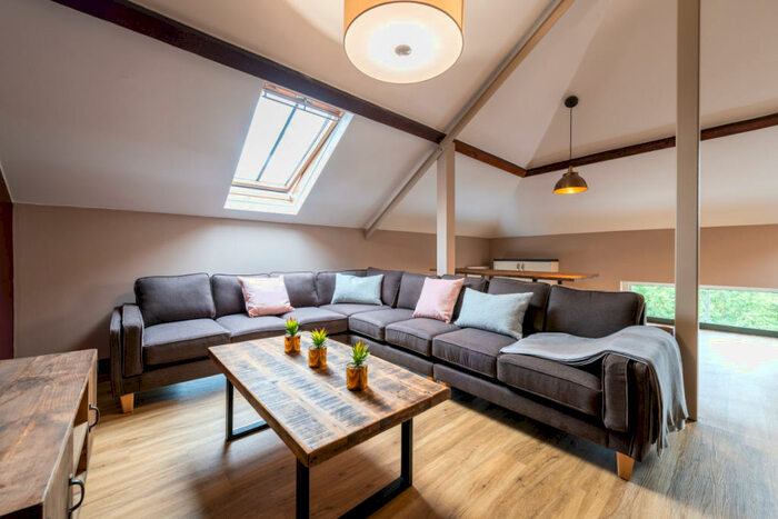 7 Bedroom Block Of Apartments To Rent In Flat N Bishop Blackall School, Exeter, EX4