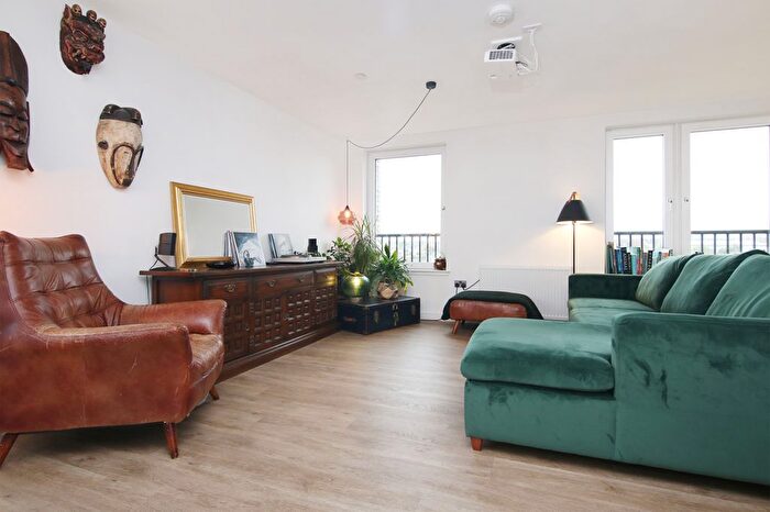 2 Bedroom Flat For Sale In Flat, Waterfront Avenue, Granton, Edinburgh, EH5