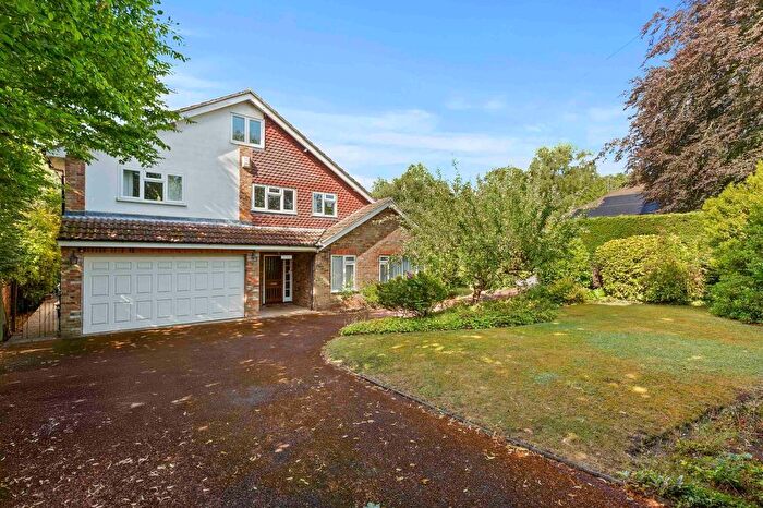 6 Bedroom Detached House For Sale In Terry Road, High Wycombe, HP13