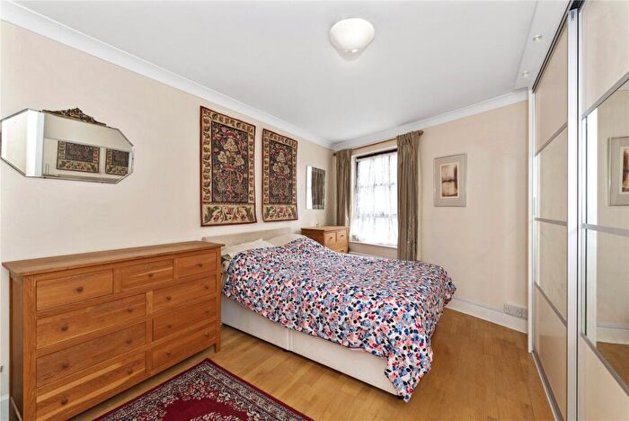2 Bedroom Apartment For Sale In Tower Bridge Wharf, St. Katharines Way, London, E1W