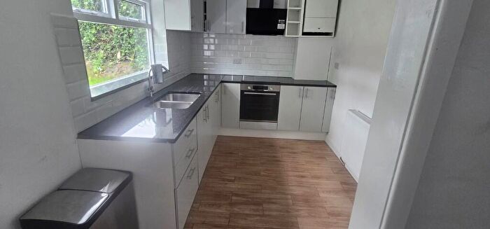 4 Bedroom Terraced House To Rent In Nowell Gardens, Leeds, West Yorkshire, LS9