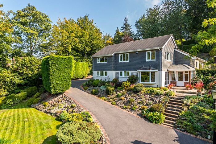 5 Bedroom Detached House For Sale In Hopgarden Lane, Sevenoaks, TN13