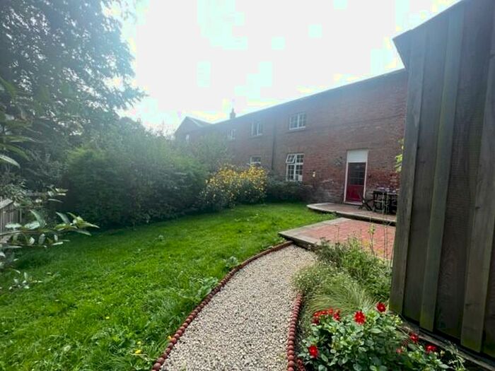 1 Bedroom Apartment To Rent In Staunton Harold, . Ashby De La Zouch, LE65
