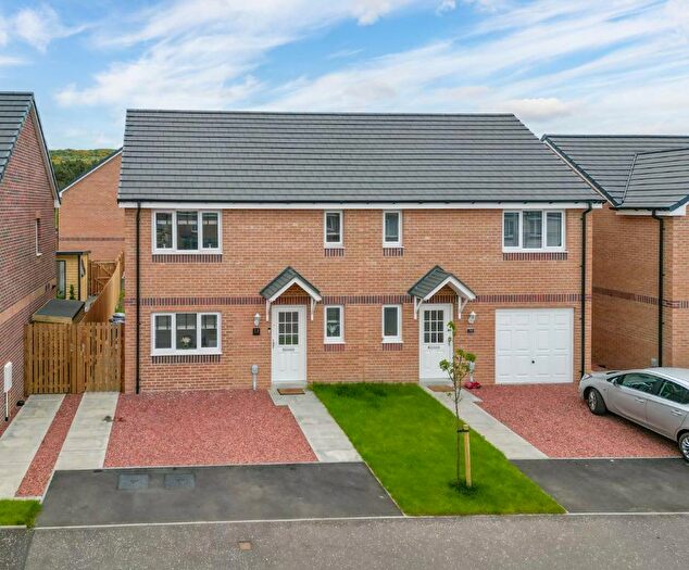 3 Bedroom Semi-Detached House To Rent In Gilbertfield Wynd, South Lanarkshire, G72