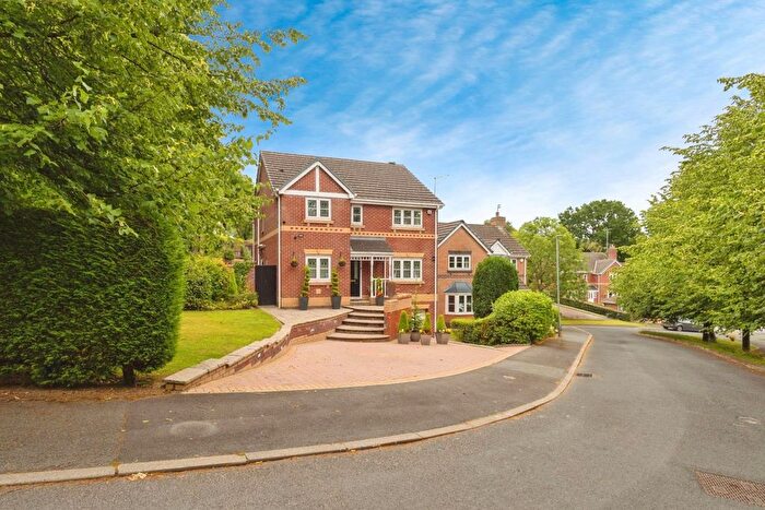 4 Bedroom Detached House For Sale In Acresbrook, Stalybridge, SK15