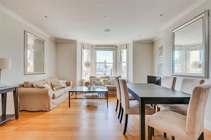 3 Bedroom Flat To Rent In Balham Park Mansions, Balham Park Road, SW12