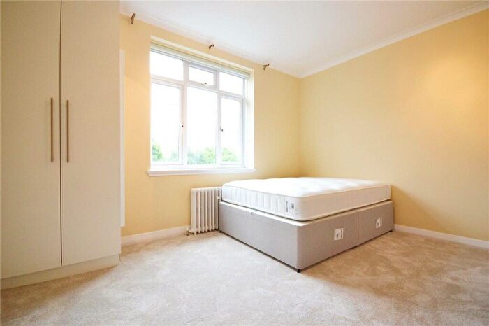 2 Bedroom Apartment To Rent In Greville Hall, St John's Wood, NW6