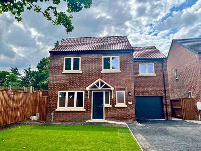 4 Bedroom Detached House For Sale In Upper Haugh, Rotherham, S62