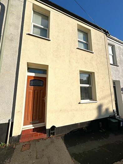 4 Bedroom Terraced House To Rent In Chute Street, Exeter, EX1