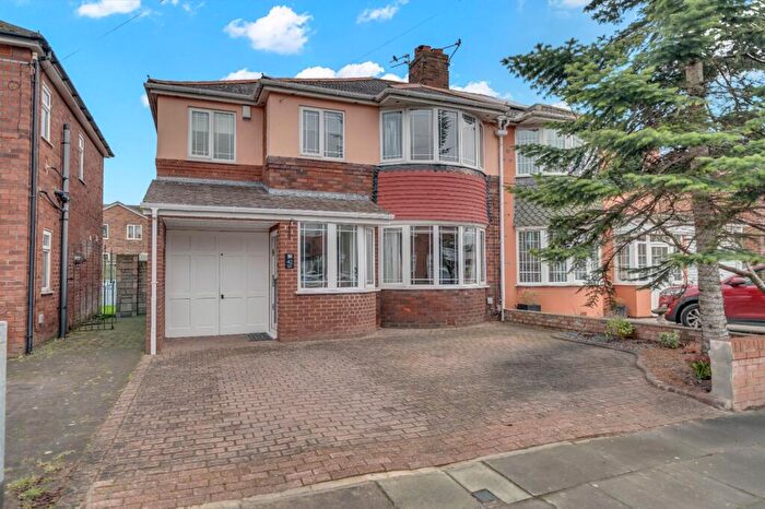 3 Bedroom Semi Detached House For Sale In Norfolk Road, Maghull, L31