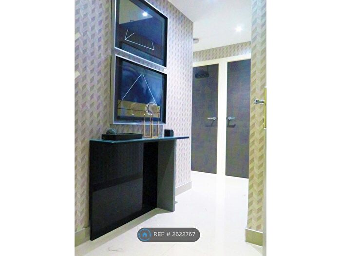 1 Bedroom Flat To Rent In Blackfriars Road, London, SE1