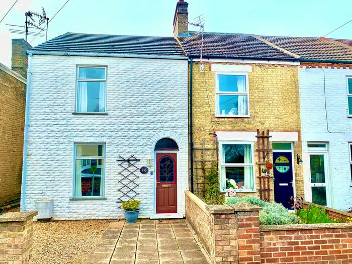 2 Bedroom Property To Rent In Creek Road, March, PE15