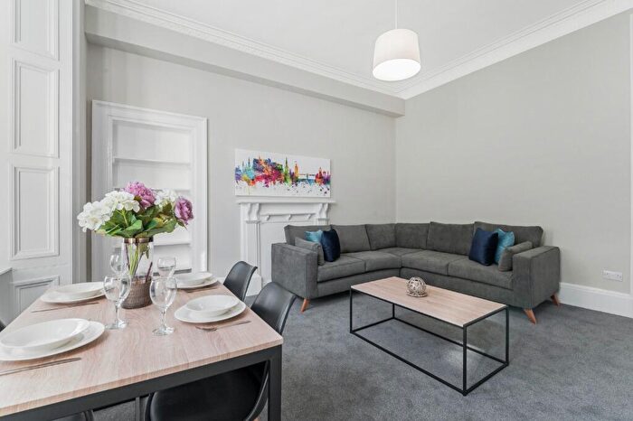 3 Bedroom Flat To Rent In Leamington Place, Bruntsfield, Edinburgh, EH10