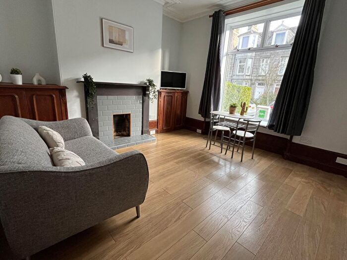 1 Bedroom Flat To Rent In Union Grove, Aberdeen, AB10
