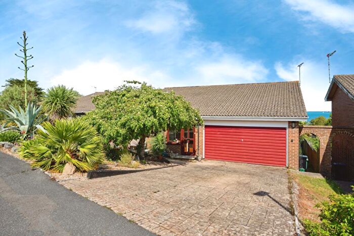 4 Bedroom Detached House For Sale In Spithead Close, Seaview, Isle Of Wight, PO34