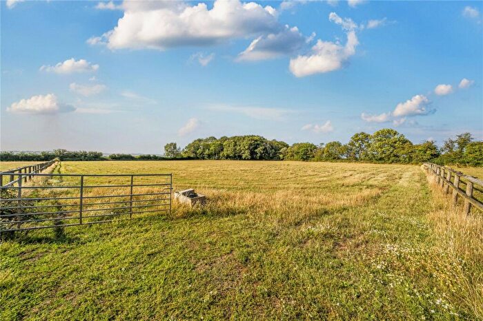Equestrian Facility To Rent In Waunarw Farm, St Brides, Magor, Monmouthshire, NP26