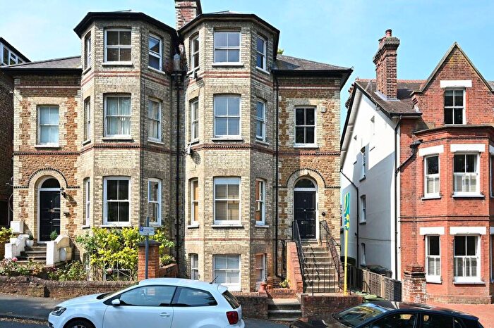 1 Bedroom Flat To Rent In Jenner Road, Guildford, GU1