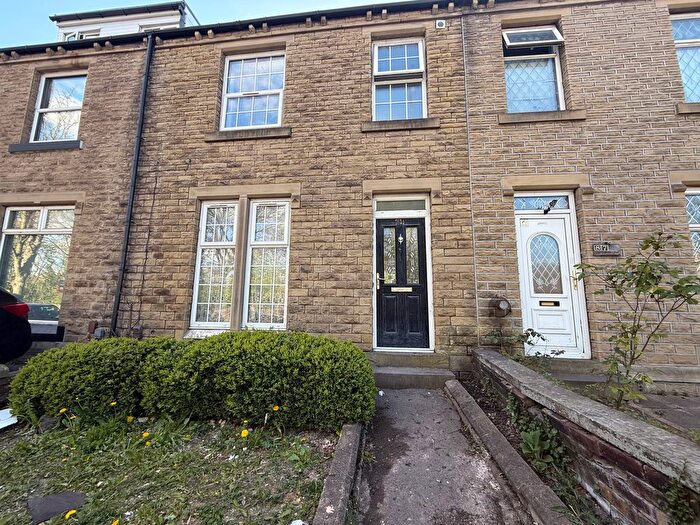 5 Bedroom Property To Rent In St. Johns Road, Huddersfield, HD1