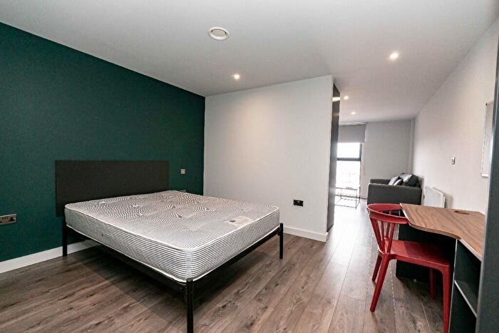 Studio To Rent In Low Hill, Liverpool, Merseyside, L6