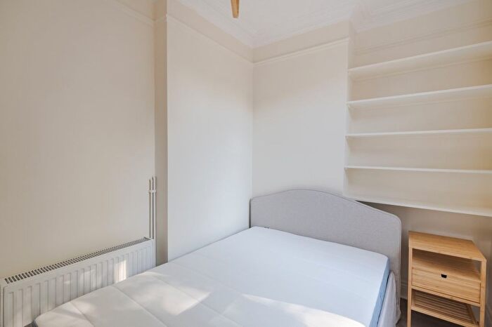 1 Bedroom Property To Rent In Harwood Road, London, SW6