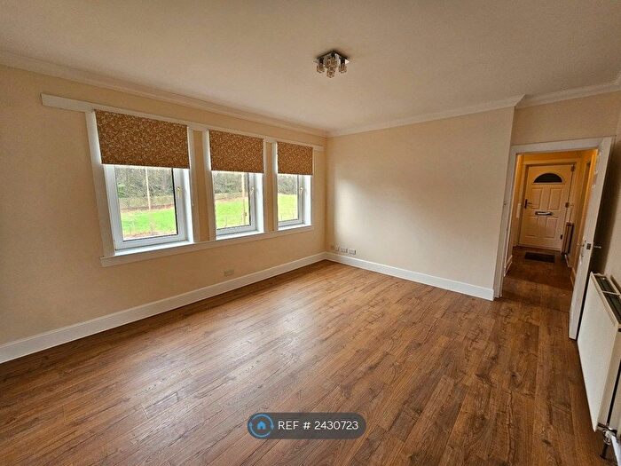 3 Bedroom Flat To Rent In Silverknowes Drive, Edinburgh, EH4