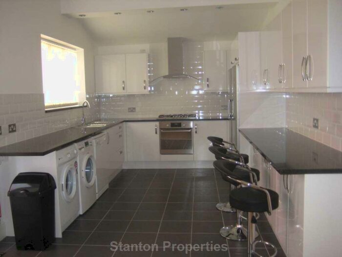 6 Bedroom Terraced House To Rent In See Video Tour, &# Pppw, Mabfield Road, Fallowfield, M14