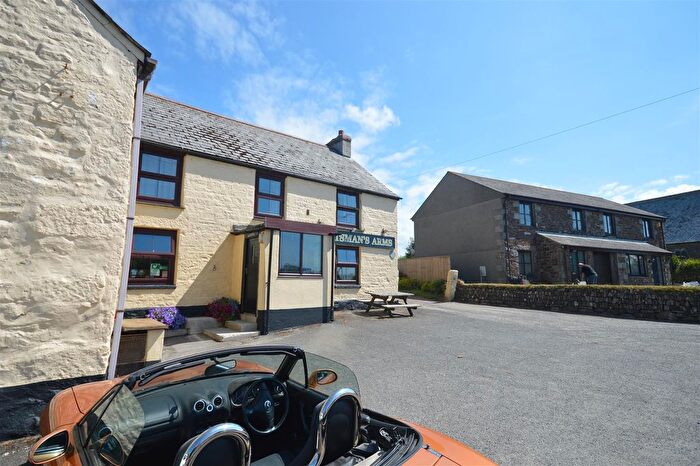 1 Bedroom Flat To Rent In Sportsmans Arms, Four Lanes, TR16