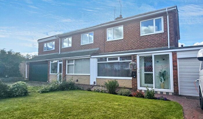 3 Bedroom Semi-Detached House For Sale In Broadmeadows, East Herrington, Sunderland, Tyne And Wear, SR3
