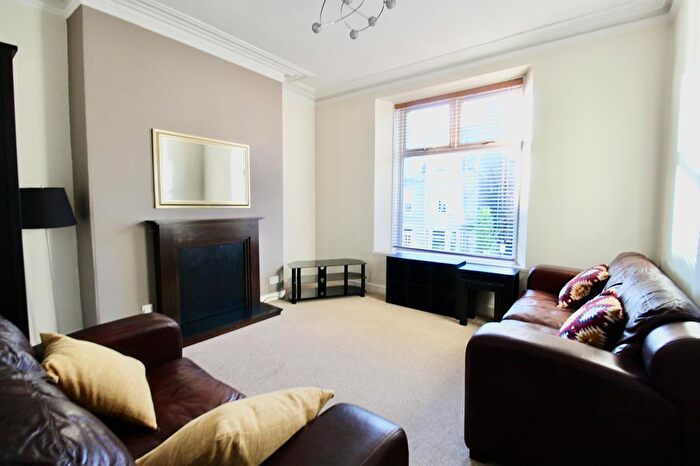1 Bedroom Flat To Rent In Union Grove, First Left, Aberdeen, AB10