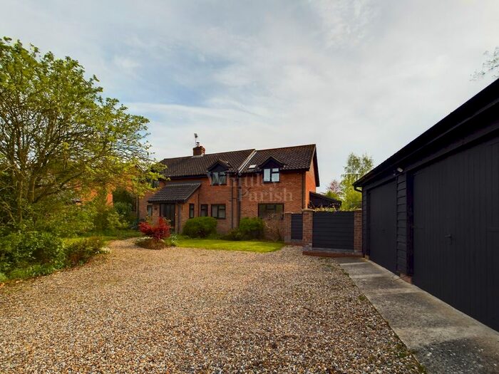 4 Bedroom Detached House For Sale In The Street, Thorndon, Eye, IP23
