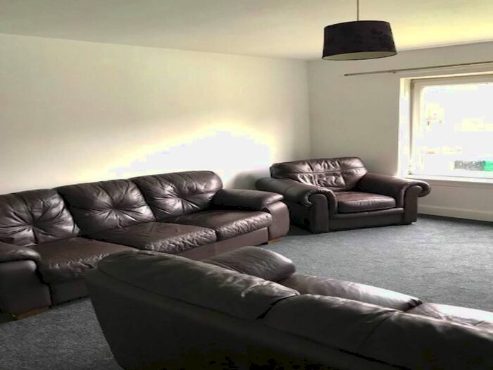 2 Bedroom Flat To Rent In Forth Crescent, Dundee DD2