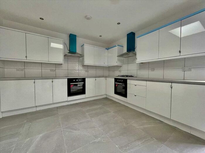 5 Bedroom House To Rent In Paradise Place, Plymouth, Plymouth, PL1