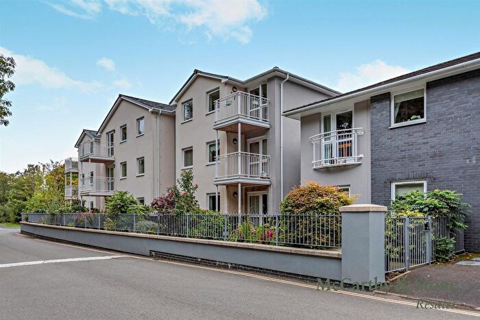 1 Bedroom Flat For Sale In Rivers Edge Court, Oaklands Drive, Okehampton, EX20
