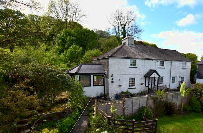 4 Bedroom Cottage For Sale In Downgate, Liskeard, PL14