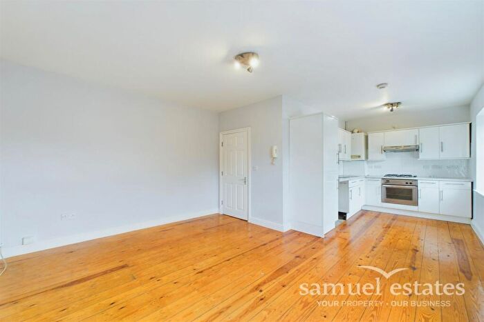1 Bedroom Flat To Rent In Selhurst Road, London, SE25