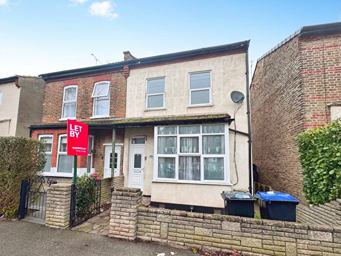 3 Bedroom Semi Detached House To Rent In St. Anns Road, Southend-On-Sea, SS2