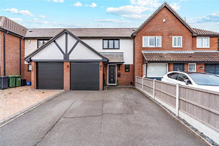 2 Bedroom Terraced House For Sale In Campbell Close, Wickford, Essex, SS12