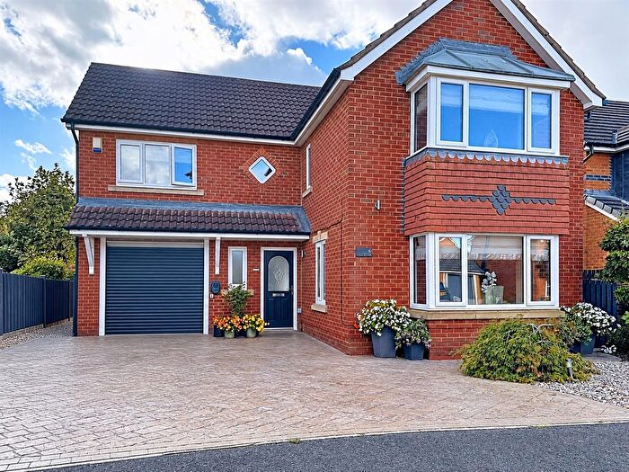 4 Bedroom Detached House For Sale In Caldey Gardens, Ingleby Barwick, TS17