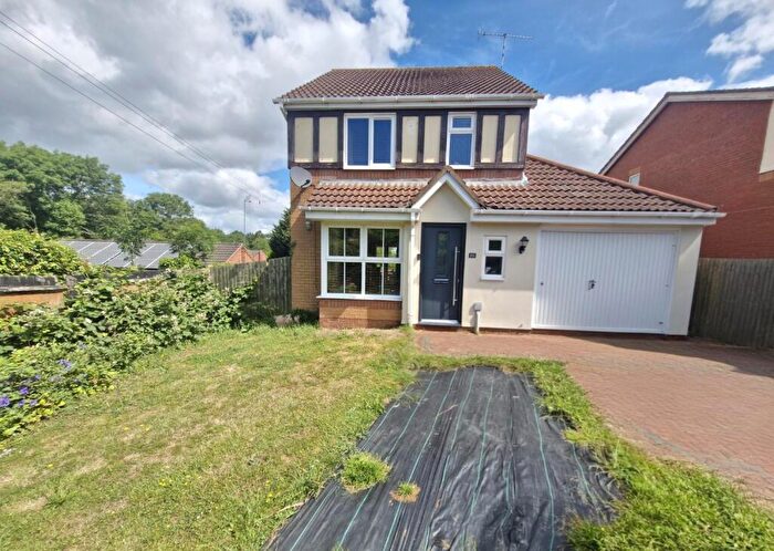 3 Bedroom Detached House For Sale In Leah Bank, Sandringham Gardens, Northampton, NN4