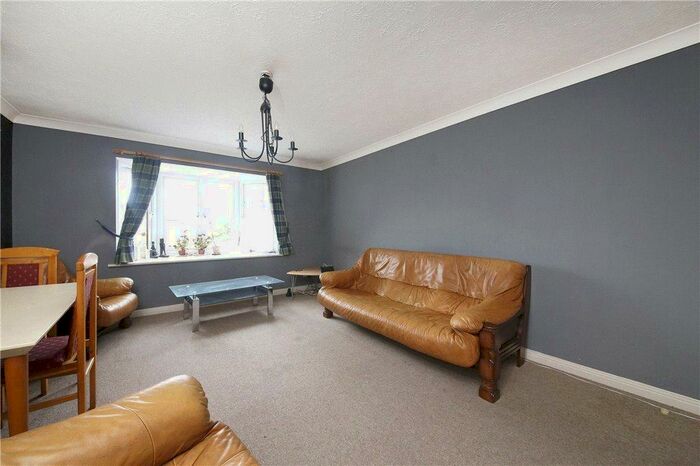 2 Bedroom Apartment To Rent In Rossetti Road, Bermondsey, London, SE16