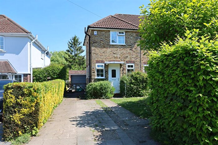 3 Bedroom Semi-Detached House For Sale In Broughton Road, Otford, TN14