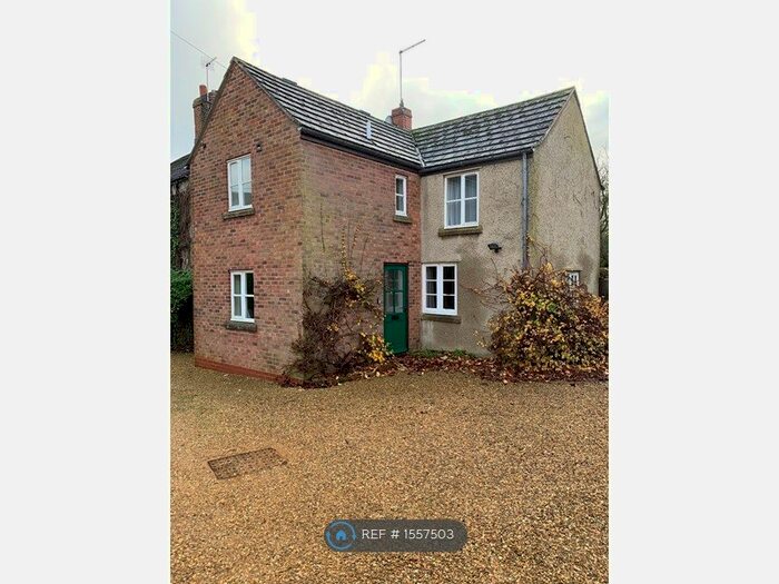 3 Bedroom Semi-Detached House To Rent In Lyndon Road, Oakham, LE15