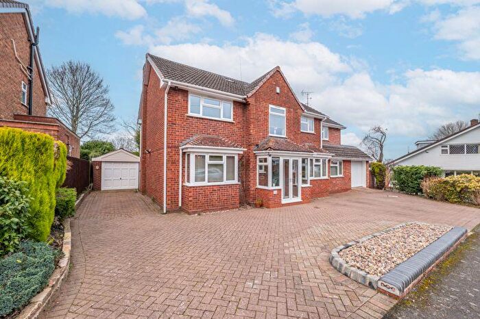 6 Bedroom Detached House For Sale In Poplar Rise, Little Aston, Sutton Coldfield, B74