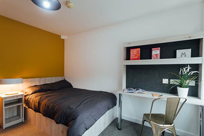 1 Bedroom House To Rent In Devonshire House, LE11